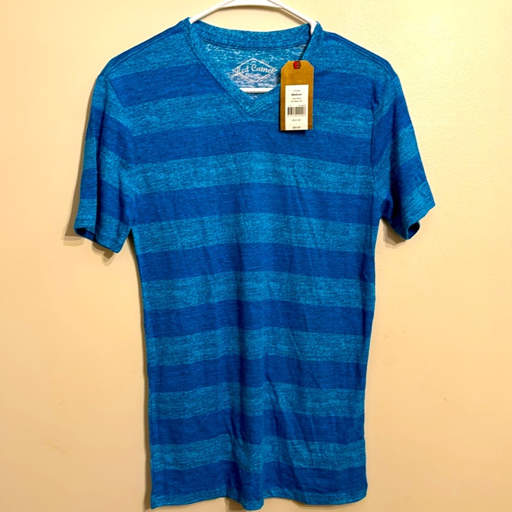 NWT- med, Red Camel, turquoise plume v neck stripe short sleeve tee
